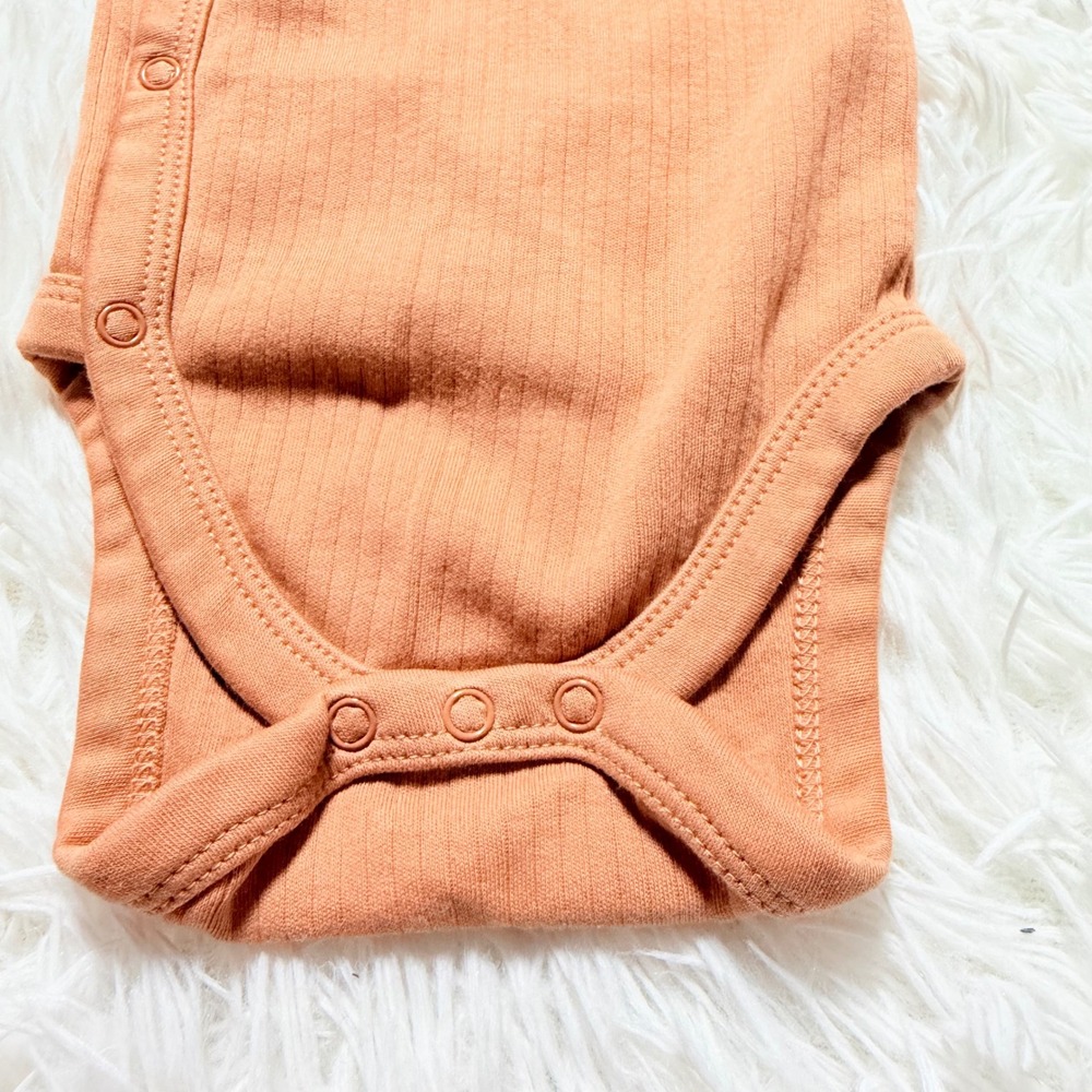 Colored Organics 0-3M Ribbed Kimono Bodysuit Long Sleeve Side Snap Orange - Picture 4 of 8